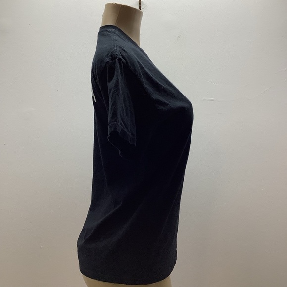 Gildan Size Medium International Dance Club T-Shirts - Black & Red. Preloved - Picture 4 of 11